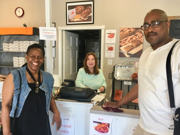 E6E840ED-6237-40D7-BC76-0D2EC272A516