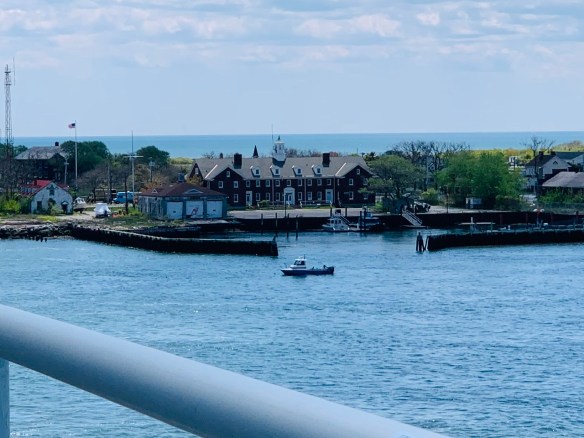 1B891473-63E3-450B-A906-8FA13CA639DD