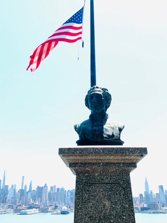 22EED1D4-47A7-4D2D-B90F-E14E93672E80