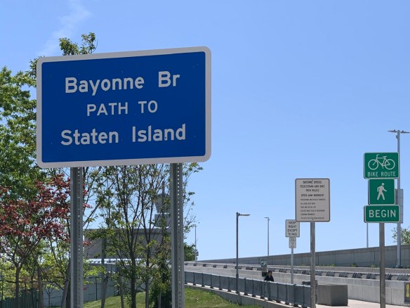 A0F39A58-5750-437C-AA38-B88BF43D6477